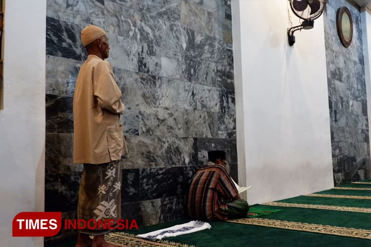 Raih 1.000 Derajat di Surga dengan Shalat Tarawih Malam ke-28 Ramadan
