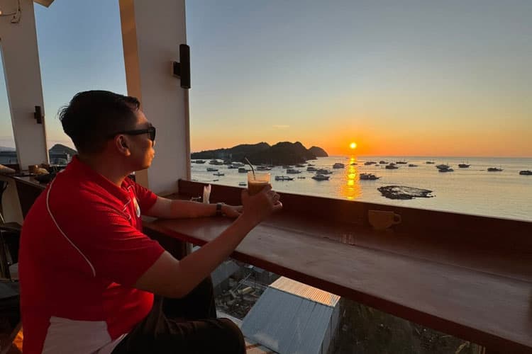 Bukan Hanya Surga Wisata Seni Budaya, Labuan Bajo Juga Punya Segudang Sunset Terindah