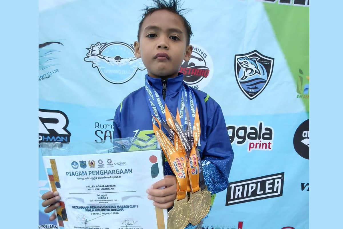 Profil Vallen Aqsha Abiyasa, Bocah 7 Tahun Kota Banjar yang Borong Juara Renang