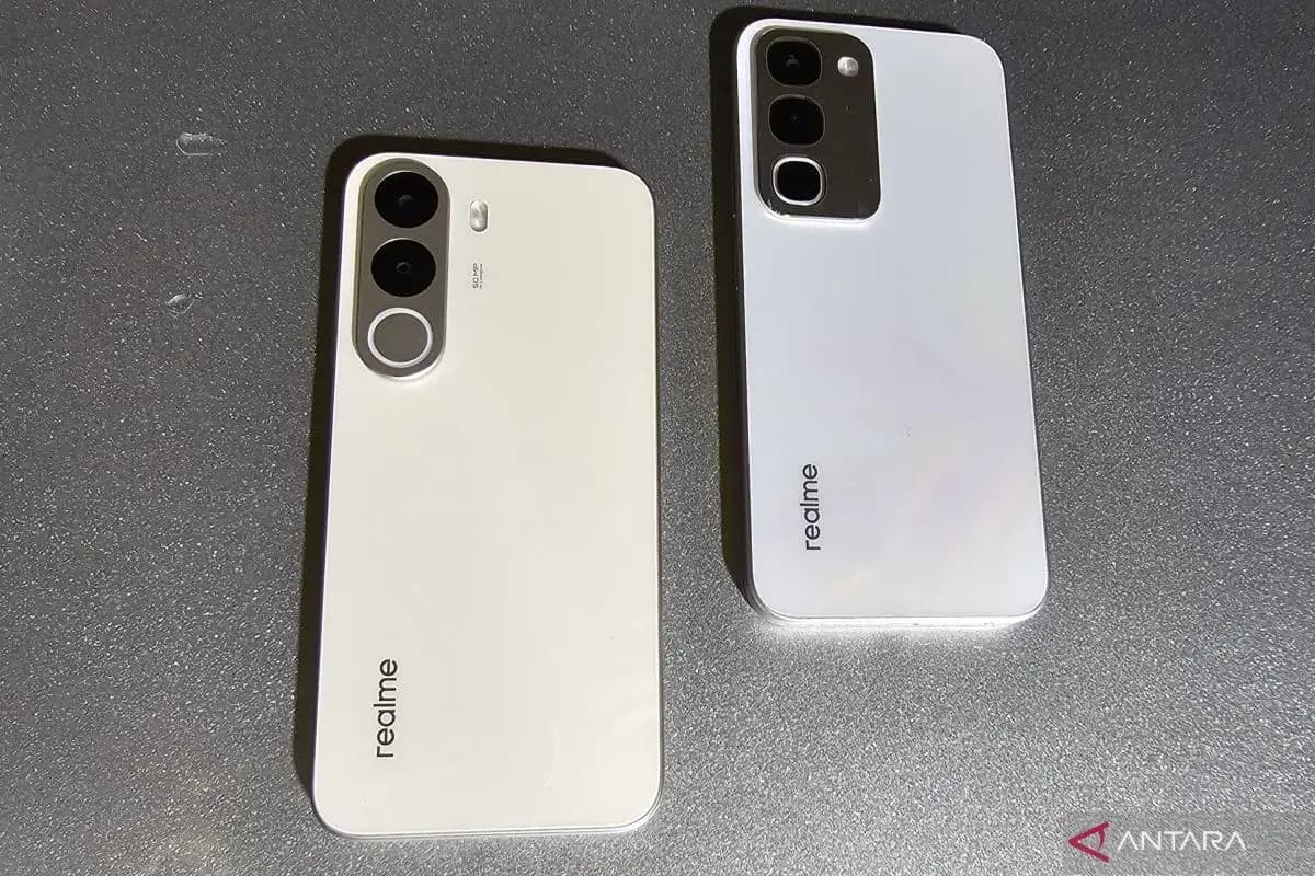 Gebrak Pasar Indonesia, Realme C100 Series Usung Baterai Terbesar di Kelasnya