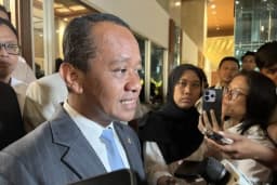 Menteri Bahlil Siapkan Konversi Kompor LPG ke Listrik, Targetkan Rumah Tangga Daya Rendah
